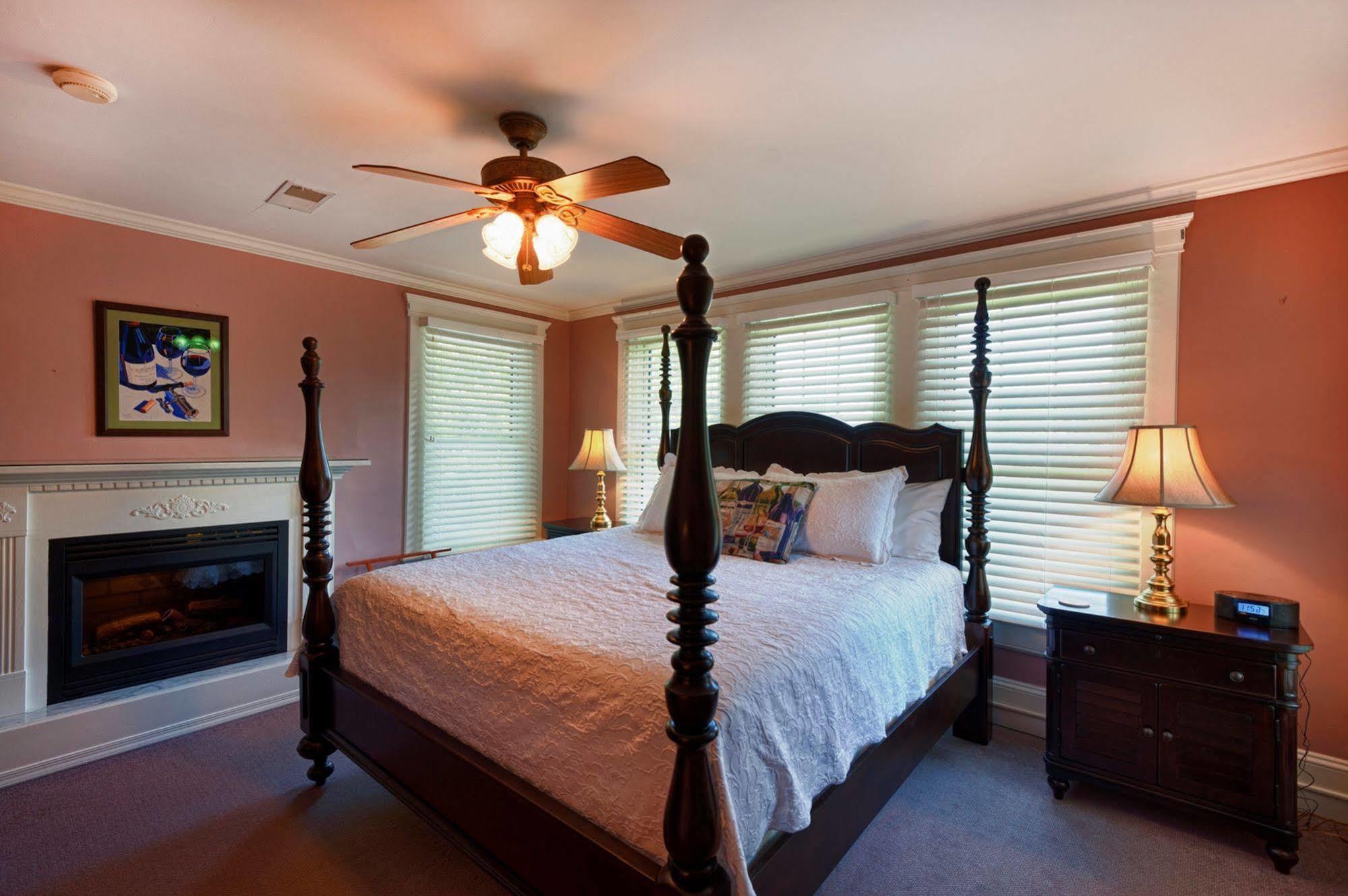 Steeles Tavern Manor Bed & Breakfast Raphine Εξωτερικό φωτογραφία